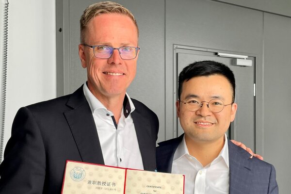 Kuhlenkötter Als Gastprofessor Tongji_